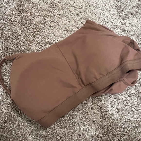 Cropped tank - Picture 3 of 3